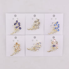 Carregar imagem no visualizador da galeria, Broche T323