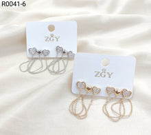 Carregar imagem no visualizador da galeria, Brincos Folheados com Strass 1 dúzia com 12 pçs (R0041-6)