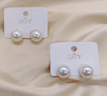 Carregar imagem no visualizador da galeria, Brincos Folheados de Pérola 1 dúzia com 12 pçs (B1008-1)