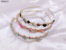 Carregar imagem no visualizador da galeria, Tiara Pedraria 1 dúzia com 12 pçs (Y0003-3)