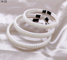 Carregar imagem no visualizador da galeria, Tiara Pérola 1 dúzia com 12 pçs  ( TK-22)