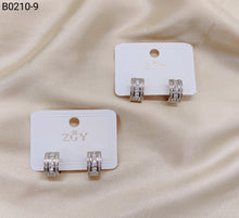 Carregar imagem no visualizador da galeria, Brincos Folheados Zircônia 1 dúzia com 12 pçs (B0210-9)